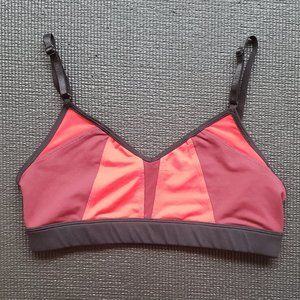 Alo Yoga Women’s Sports Bra Black/Red Athletic Gym Exercise Size Small